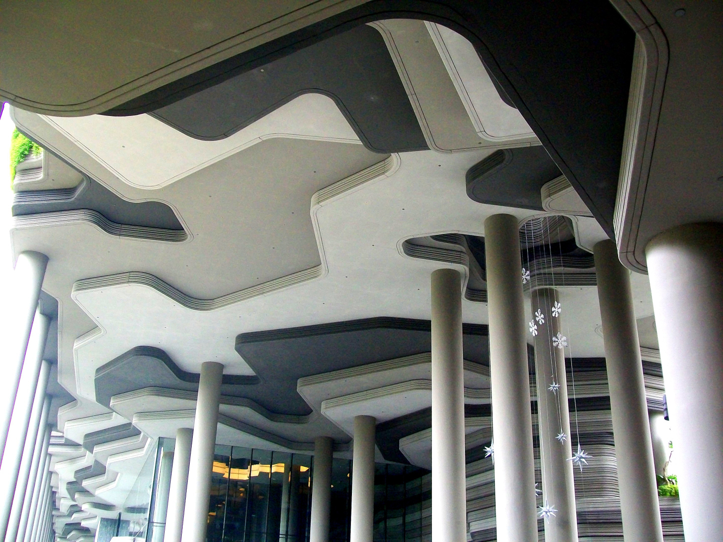 Fascinating Architecture - Street Scenes - Singapore