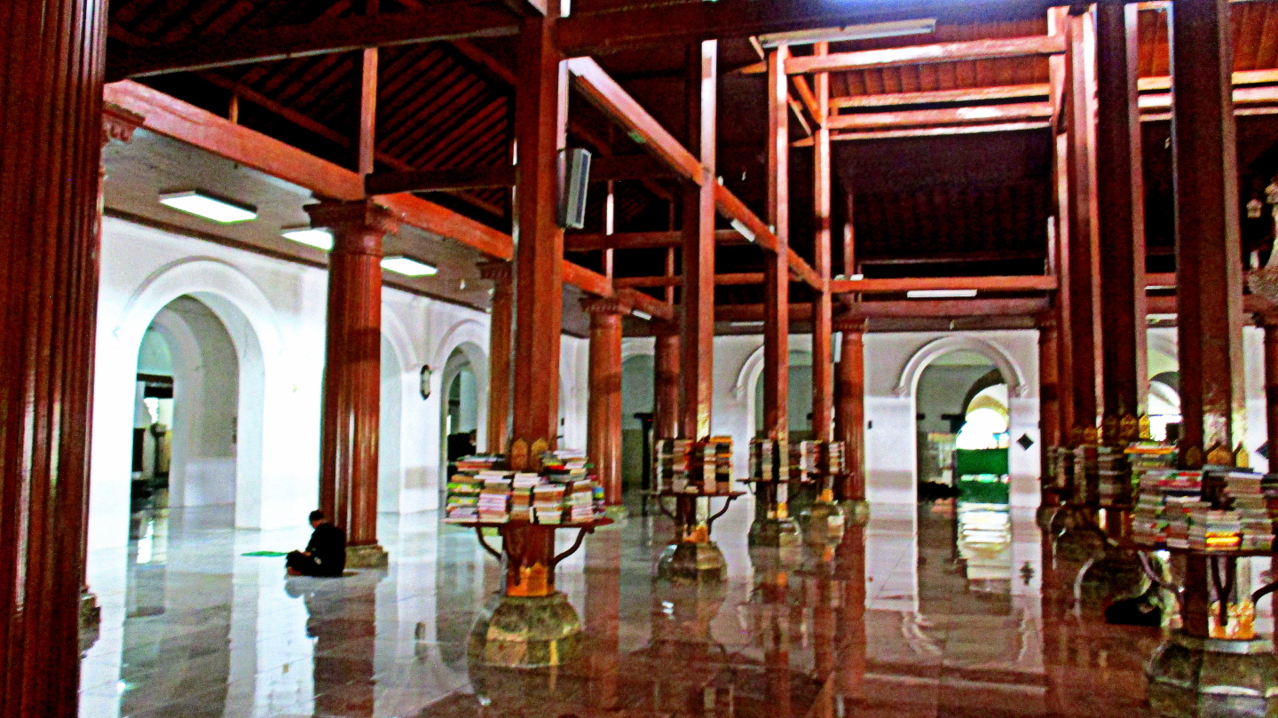 Masjid Sunan Ampal - Surabaya, Java