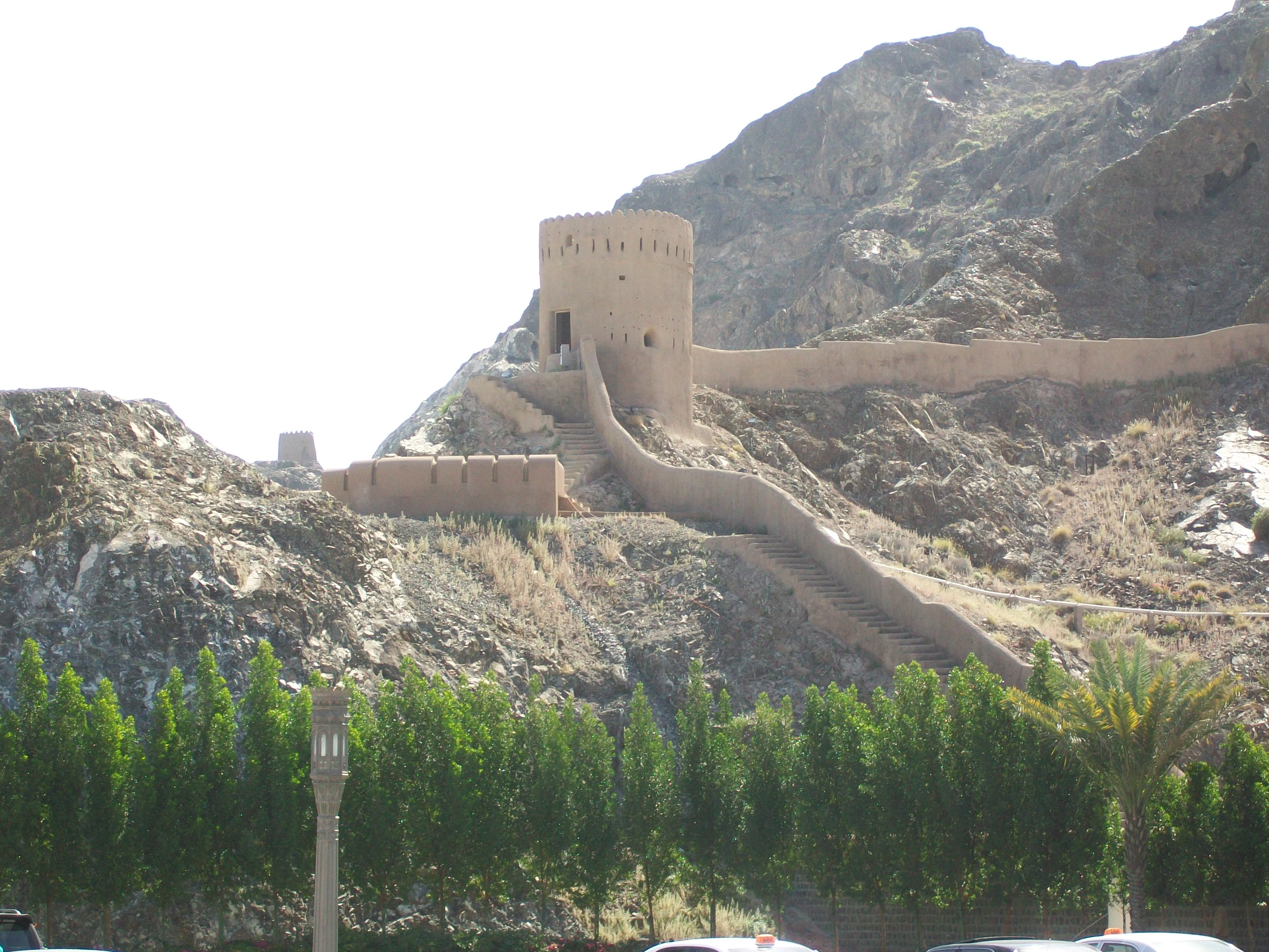 Oman3080